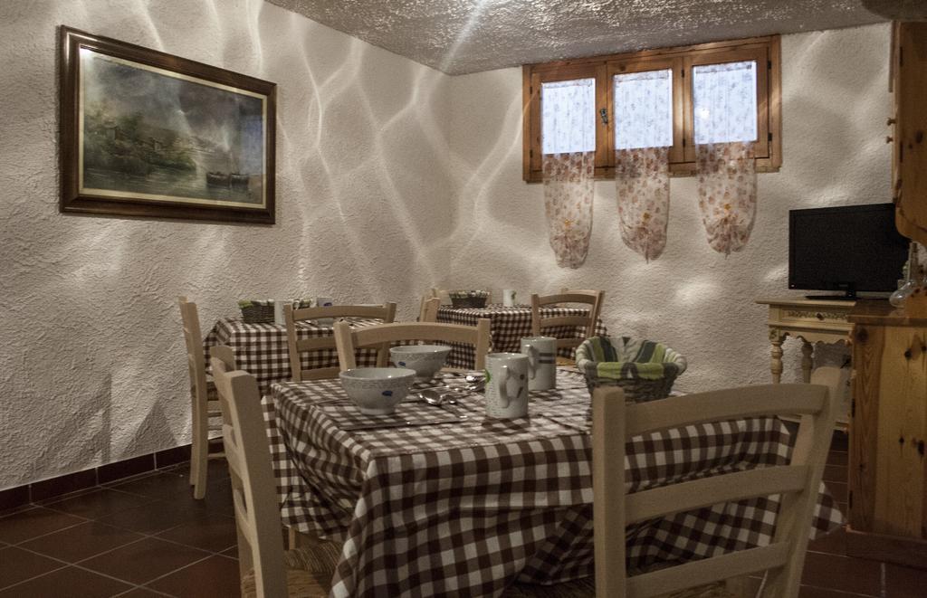 Casale Delle Rose B&B Fattoria Montepagano Dış mekan fotoğraf